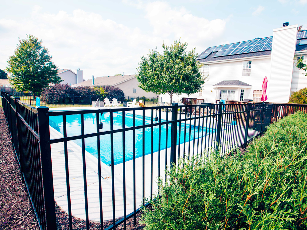 Lawn Steel Fence