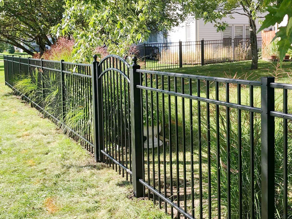 Outdoor Aluminum Fence